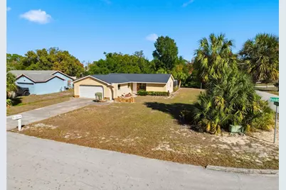 7410 Dundee Court, Weeki Wachee, FL 34613 - Photo 5