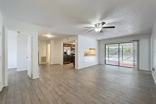 7410 Dundee Ct, Weeki Wachee, FL 34613 - Photo 13