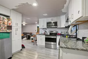 22 N Melbourne St, Beverly Hills, FL 34465 - Photo 7