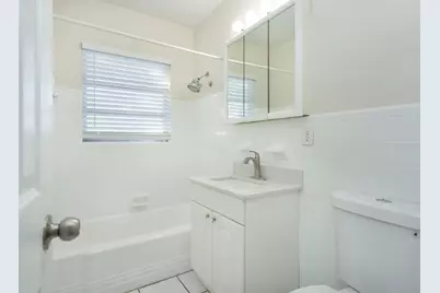 4673 Orlando Circle, Bradenton, FL 34207 - Photo 19