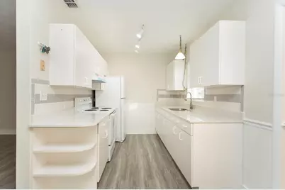 4673 Orlando Circle, Bradenton, FL 34207 - Photo 11