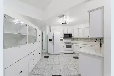 12515 Shadow Ridge Boulevard, Hudson, FL 34669 - Photo 11