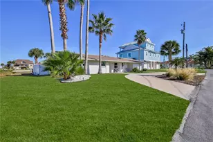 3409 Gulf Winds Cir, Hernando Beach, FL 34607 - Photo 7