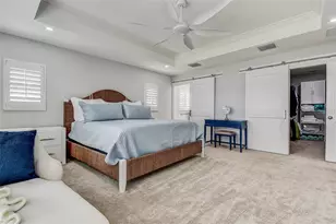 718 Bayshore Dr, Tarpon Springs, FL 34689 - Photo 15