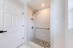 40021 Parkinsonia St, Lady Lake, FL 32159 - Photo 9