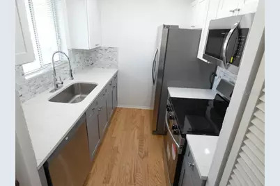 2001 Greenbriar Boulevard #13, Clearwater, FL 33763 - Photo 7