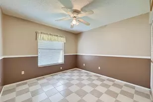 765 Saddlebrook Dr, Tarpon Springs, FL 34689 - Photo 25