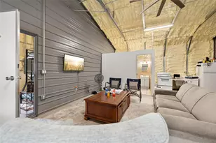 13366 Glory Ln, Brooksville, FL 34614 - Photo 17