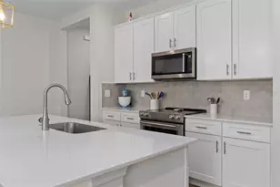 10353 Fieldstone Myrtle Wy, San Antonio, FL 33576 - Photo 11