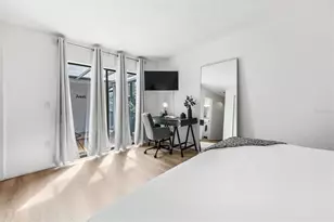 2911 Woodpine Ct, Sarasota, FL 34231 - Photo 25