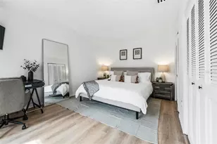 2911 Woodpine Ct, Sarasota, FL 34231 - Photo 23