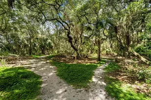 2911 Woodpine Ct, Sarasota, FL 34231 - Photo 59