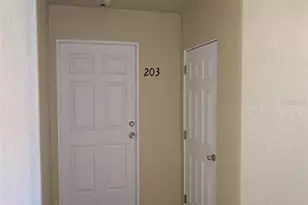 5064 Royal Palms Wy, New Port Richey, FL 34652 - Photo 5