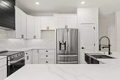 7380 Bahama Swallow Avenue, Brooksville, FL 34613 - Photo 17