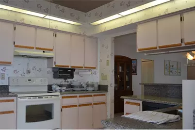 10416 Casa Grande Circle, Spring Hill, FL 34608 - Photo 9