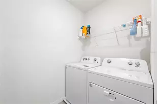 30935 Penny Surf Loop, Wesley Chapel, FL 33545 - Photo 19