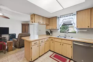 12439 Hanley Dr, Spring Hill, FL 34609 - Photo 17