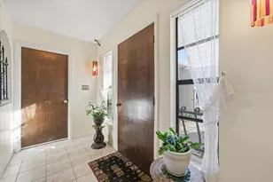 12439 Hanley Dr, Spring Hill, FL 34609 - Photo 3