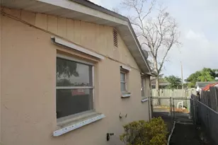 9635 Rainbow Ln, Port Richey, FL 34668 - Photo 5