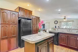 15461 Brookridge Blvd, Brooksville, FL 34613 - Photo 15
