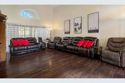 10421 Templewood Court, Spring Hill, FL 34608 - Photo 7