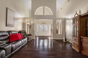 10421 Templewood Ct, Spring Hill, FL 34608 - Photo 9