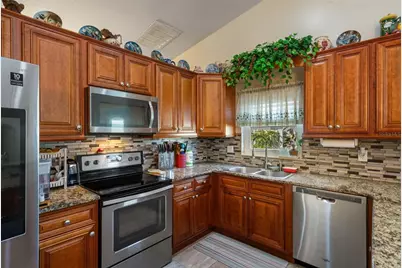 10421 Templewood Court, Spring Hill, FL 34608 - Photo 13