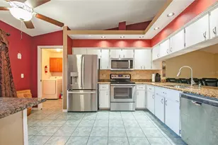 18910 Emerald Ridge Dr, Hudson, FL 34667 - Photo 17