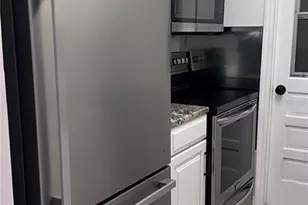 4929 Hazner St, New Port Richey, FL 34652 - Photo 3