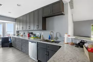 14151 Redwood St, Spring Hill, FL 34609 - Photo 9