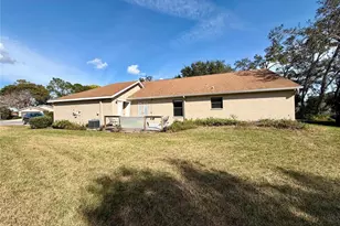 11430 Kingstree Ct, Spring Hill, FL 34609 - Photo 17