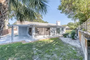 400 Plover Pl, Palm Harbor, FL 34683 - Photo 31