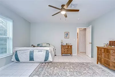 6911 Oakcrest Way, Zephyrhills, FL 33542 - Photo 27