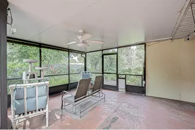 6911 Oakcrest Way, Zephyrhills, FL 33542 - Photo 33