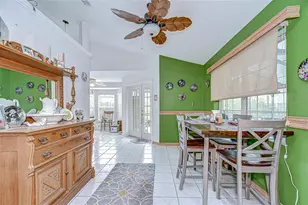 6911 Oak Crest Way, Zephyrhills, FL 33542 - Photo 9