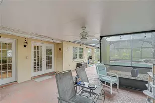 6911 Oak Crest Way, Zephyrhills, FL 33542 - Photo 43