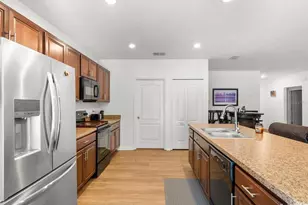 8010 Blackhawk Trail, Spring Hill, FL 34606 - Photo 11