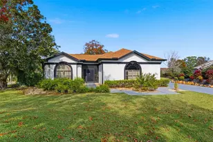 8451 Delta Ct, Weeki Wachee, FL 34613 - Photo 3