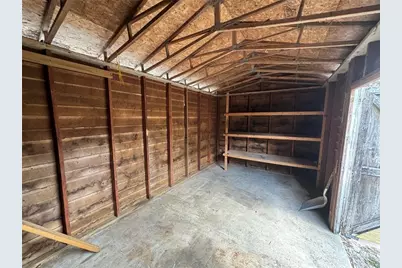 8104 Ridge Road, Weeki Wachee, FL 34613 - Photo 39