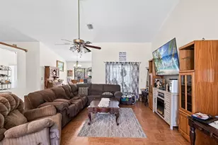 18824 Parade Rd, Hudson, FL 34667 - Photo 3