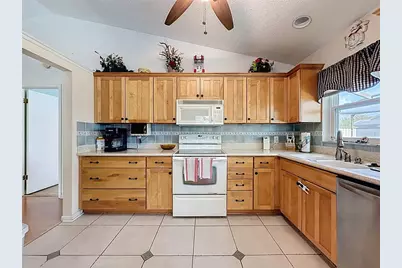 3288 Bluffview Drive, Spring Hill, FL 34609 - Photo 9