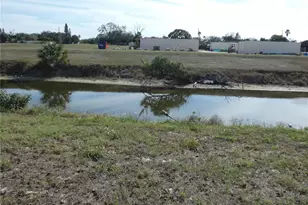 7526 Pineapple Ln, Port Richey, FL 34668 - Photo 11