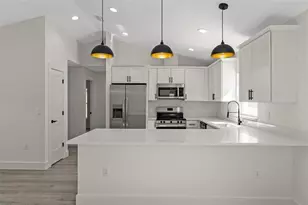 13088 Velvet Scoter Ave, Brooksville, FL 34614 - Photo 9