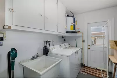 11196 Redgate Street, Spring Hill, FL 34609 - Photo 23