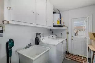 11196 Redgate St, Spring Hill, FL 34609 - Photo 23