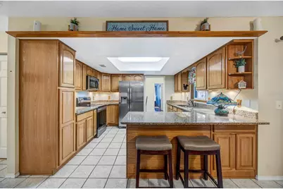 609 King Henry Court, Seffner, FL 33584 - Photo 3