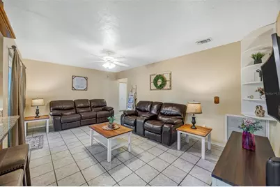 609 King Henry Court, Seffner, FL 33584 - Photo 13