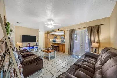 609 King Henry Court, Seffner, FL 33584 - Photo 11