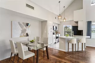 9730 Lake Chase Island Way, Tampa, FL 33626 - Photo 5