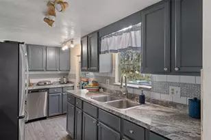 22439 Bull Run Rd, Brooksville, FL 34602 - Photo 11